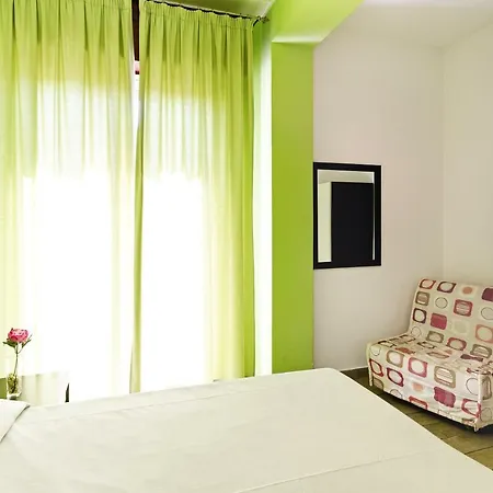 Seaview Terrace Sunny * 지아르디니낙소스