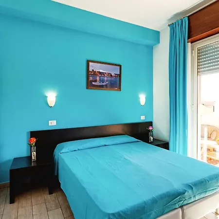 Seaview Terrace Sunny * 지아르디니낙소스